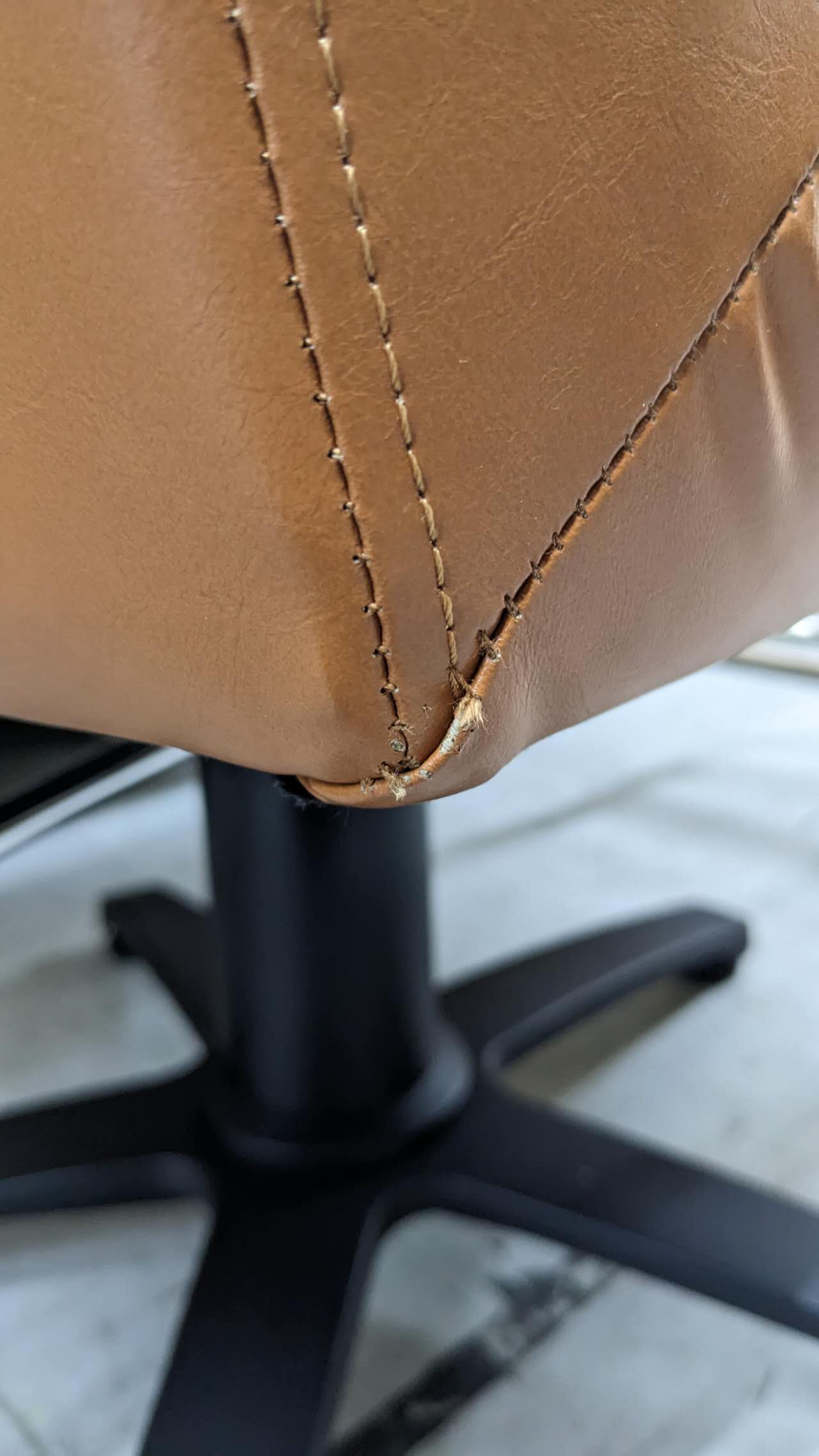 アウトレット スタイリングチェア ブリス(CA) ファイブスター(BK) OL1569 通常価格¥43,780