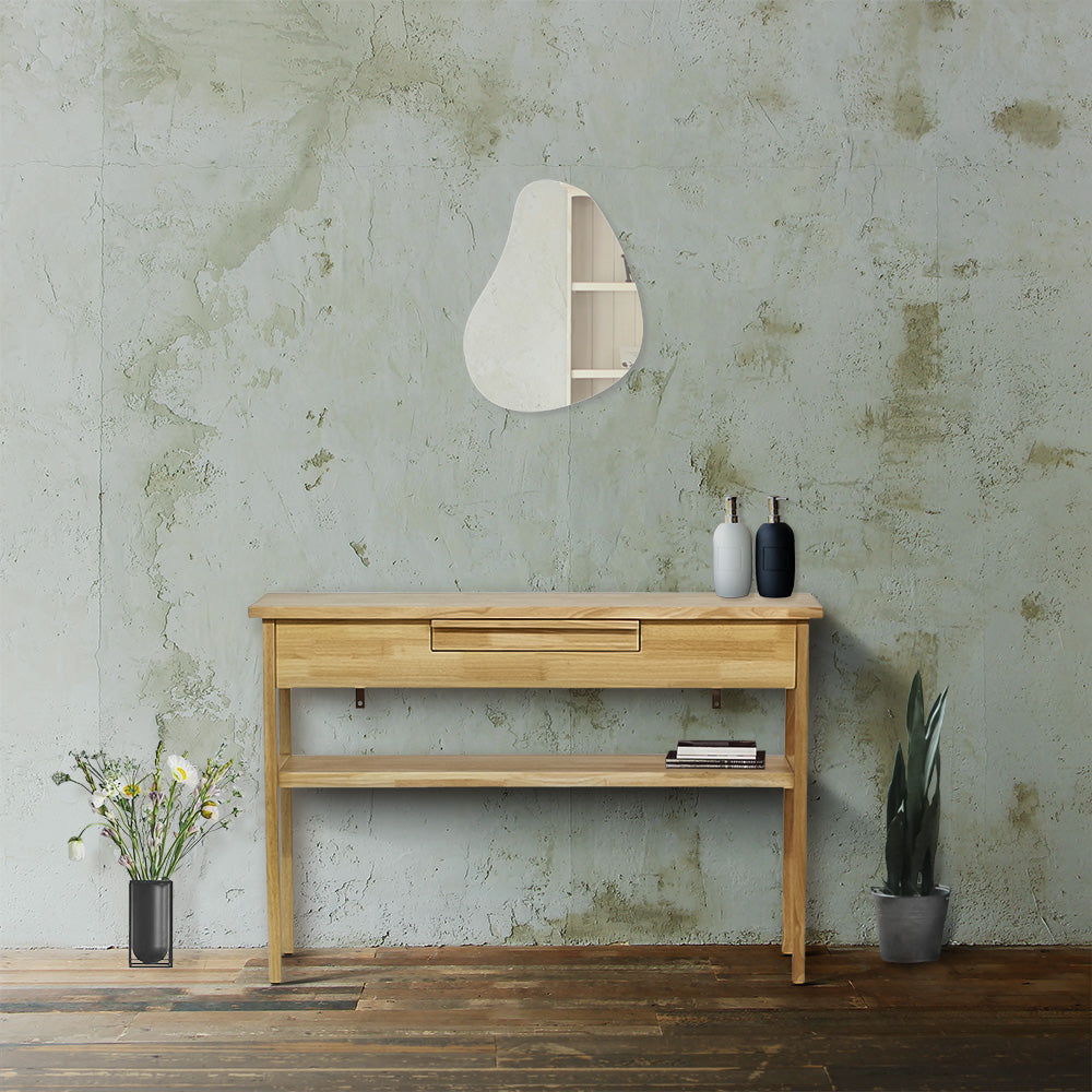 おしゃれなサロンになるウォールアートミラー【MRO17】とウッドコンソール