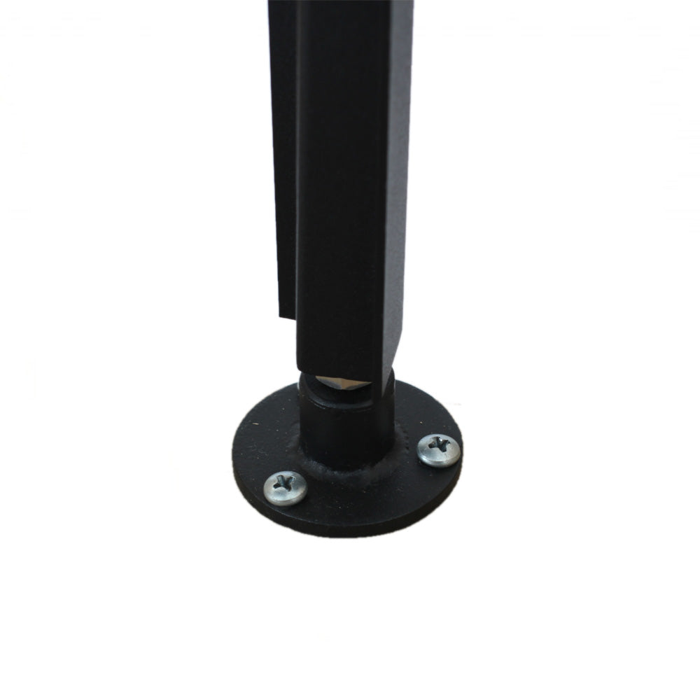 黒色のアイアンドレッサーの詳細写真【ロジェ】