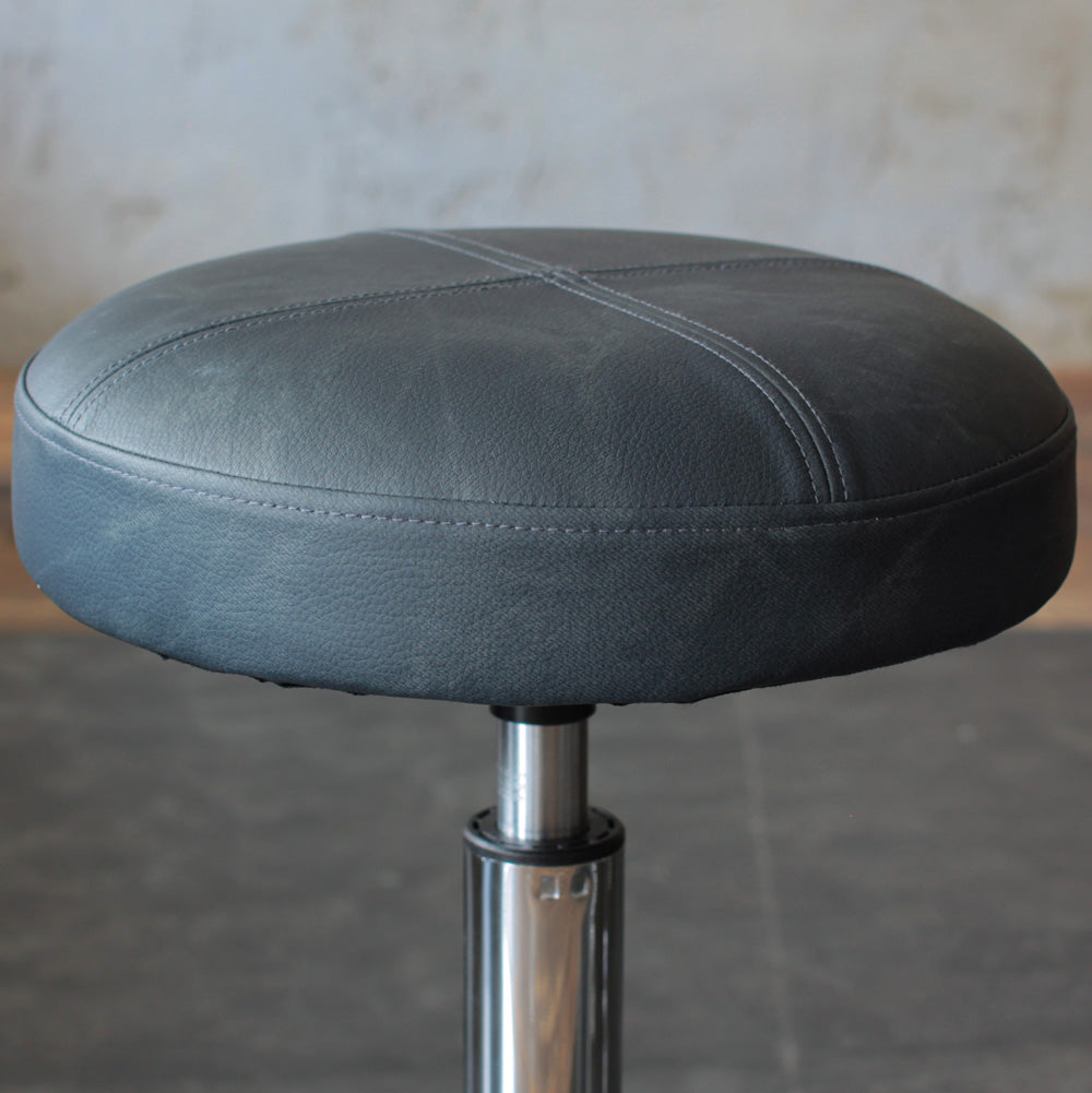 スツールの詳細