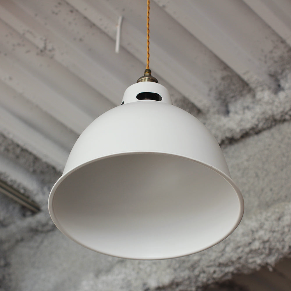 マットホワイト色ペンダントライトの詳細3