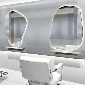 シームレス空間を描き出す「壁付L型棚」