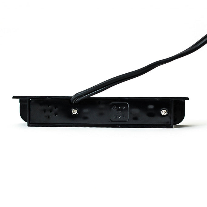 ホワイト色薄型簡易取り付け型コンセントプラグ　裏面