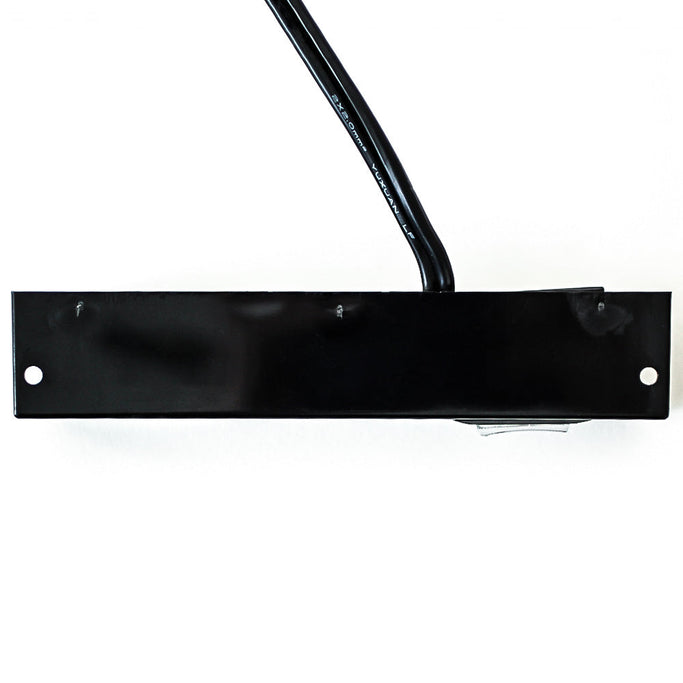 ホワイト色薄型簡易取り付け型コンセントプラグ　上面