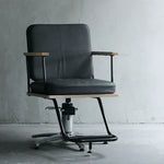 おしゃれな美容室にあるグレイッシュの美容室 椅子スタイリングチェア【ノエル】