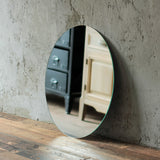 部屋にあるウォールアートミラー【サークル600】