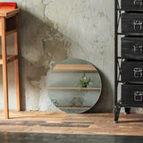 部屋にあるウォールアートミラー【サークル400】