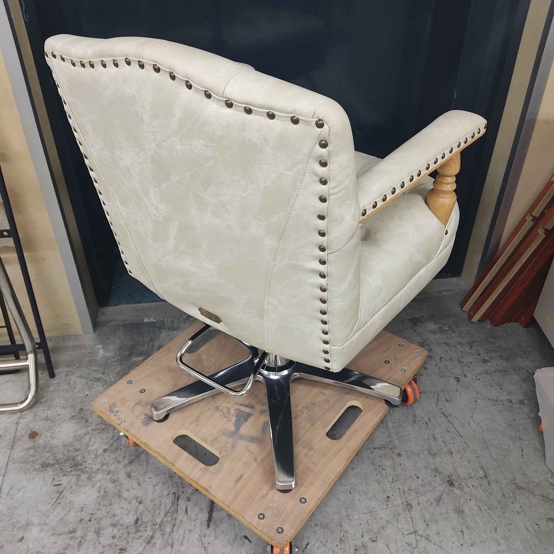 アウトレット スタイリングチェア ファブリスRC(SWH) ファイブスターポンプ(SV) OL1956