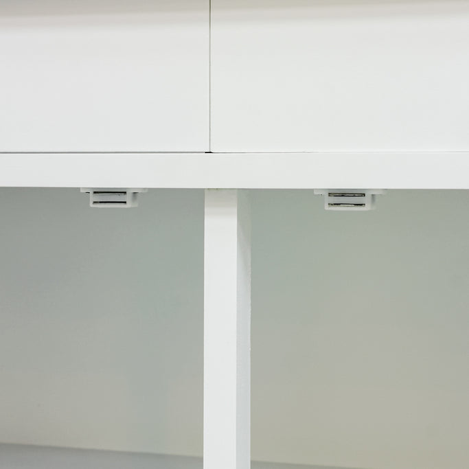 ホワイト色ディスプレイシェルフキャビネット ディテール写真