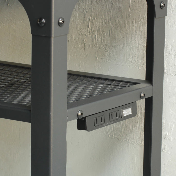 別売りのコンセントプラグの取付説明画像