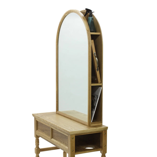 サロンワークを手助けする収納スペース