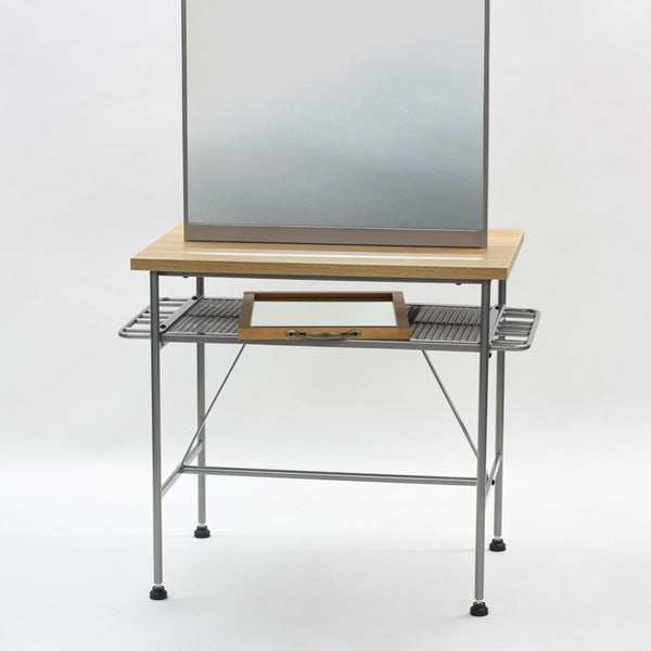 天板下に棚板付き