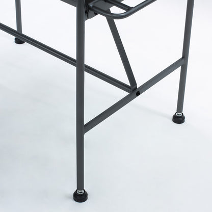 シルバー色アイアンドレッサー【ローガン】の詳細