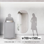おしゃれな美容室にあるウォールミラー「MRO20」サイズW700 H1500mm