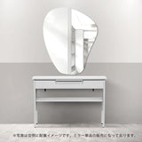 おしゃれなサロンになるウォールアートミラー【MRO13】と白いコンソール
