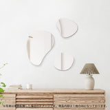 おしゃれなお手洗いにある小型サイズ壁掛け鏡【mro16】イメージ画像