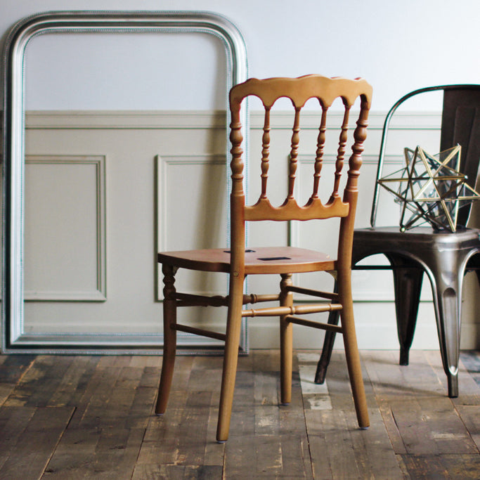 ブラウン色ナポレオンチェア