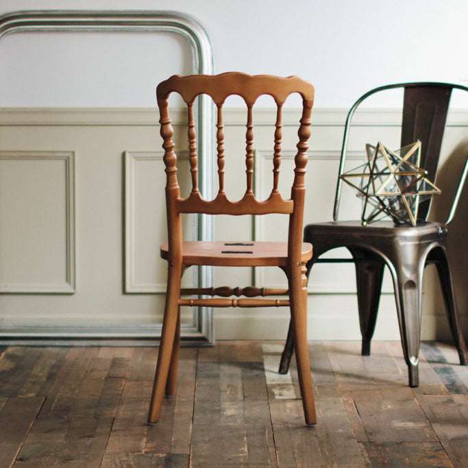 ブラウン色ナポレオンチェア