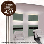 韓国風サロンにあるおしゃれなアッシュグリーンシャンプーキャビネット