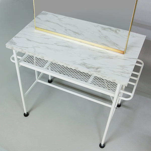 待ち時間を快適にする天板