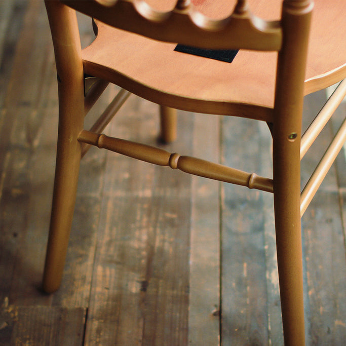 ブラウン色ナポレオンチェアの詳細5