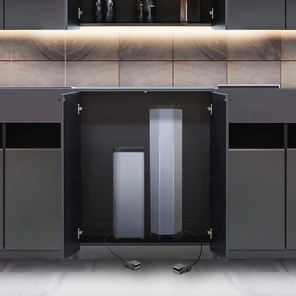 大きな機器も収納できる大容量