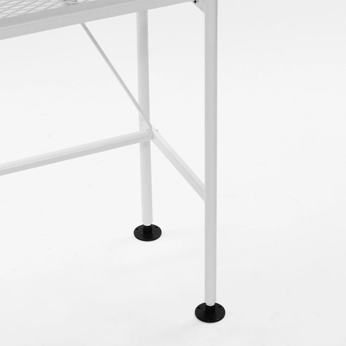 【ローガン】ベージュ色アイアンドレッサーの詳細写真