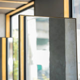 ベージュ色アイアンドレッサーの詳細写真【ローガン】