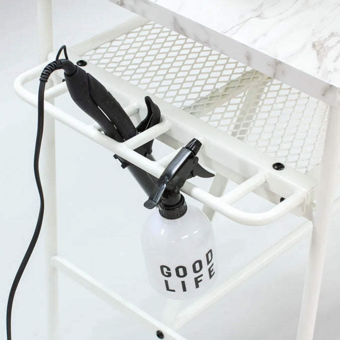 ベージュ色アイアンドレッサーの詳細写真【ローガン】