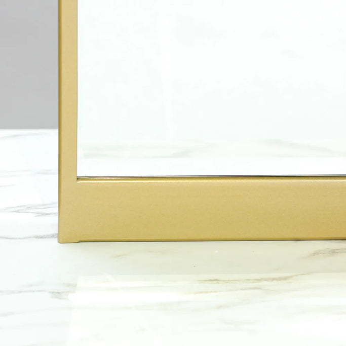 ベージュ色アイアンドレッサーの詳細写真【ローガン】