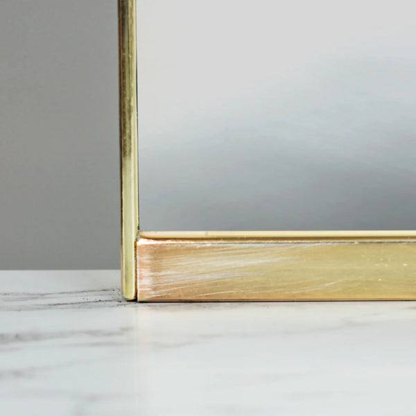 ゴールドフレーム