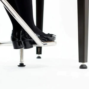 ステップがぶつからない奥行きサイズ