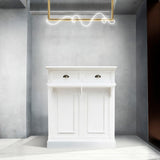 部屋にある白色レジカウンター