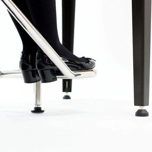 ステップがぶつからない奥行きサイズ