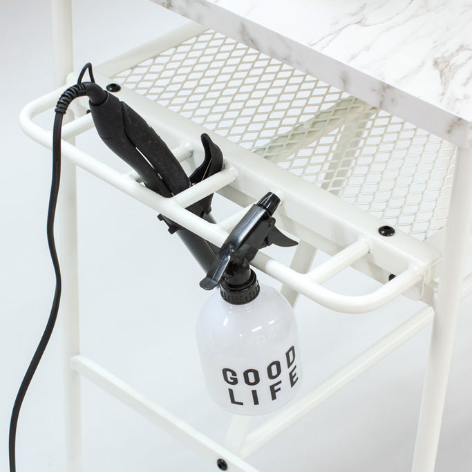 ベージュ色アイアンドレッサーの詳細写真【ローガン】