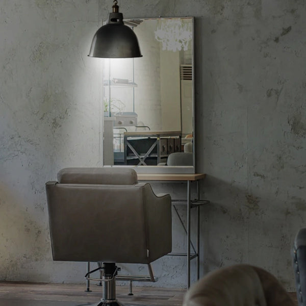 スポットライト効果のある ペンダントライト