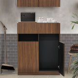 サロンにあるミディアムブラウンウッド色のフラットシャンプーキャビネット【下台】