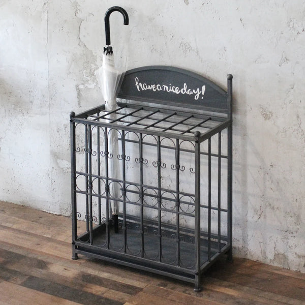 最大21本仕切りで分けて収納