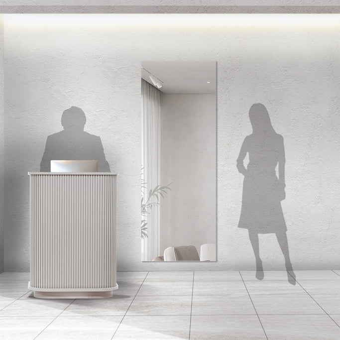 おしゃれな美容室にあるフレームレス壁面ミラー【MRO03】