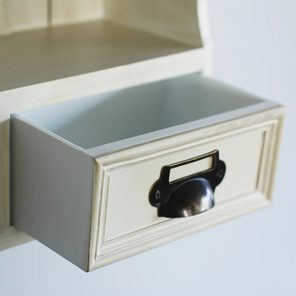 散らばりやすい小物もきれいに収納