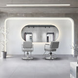 おしゃれな美容室にあるウォールミラー「MRO20」