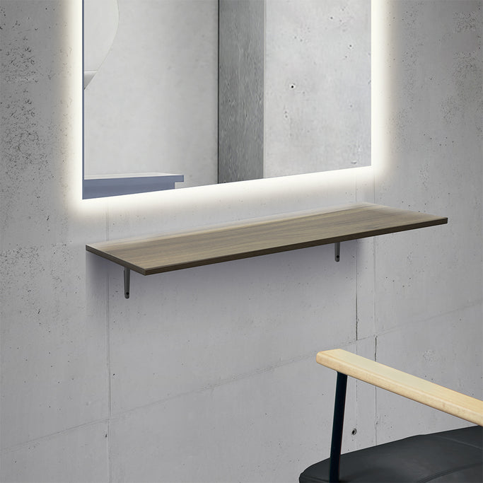 おしゃれな美容室 セット面になるダークブラウンカラーウォールシェルフ