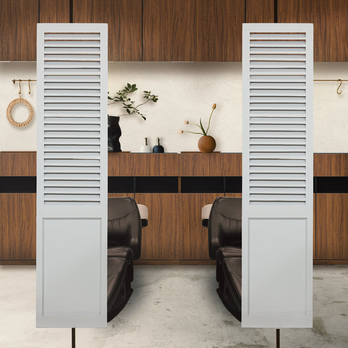 サロンにあるホワイト色スリムドアパーテーション【07】