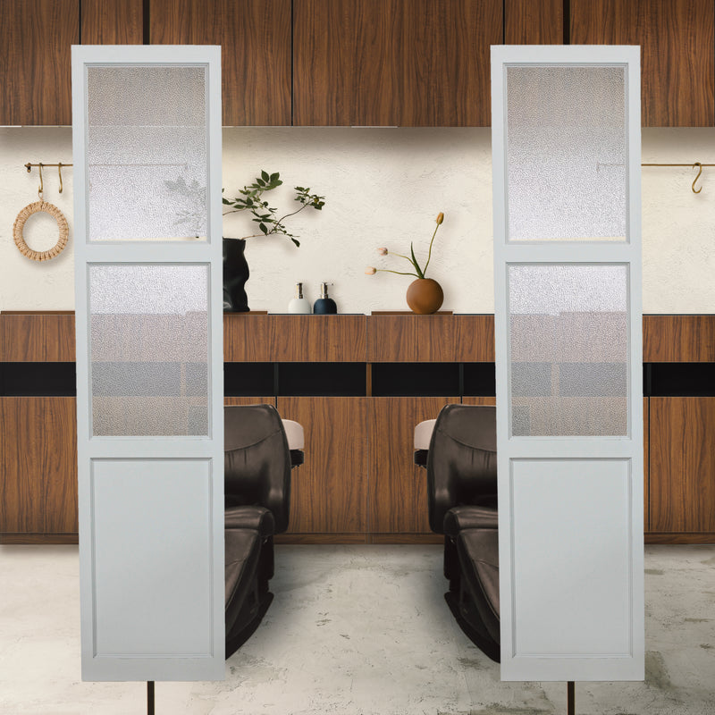 サロンにあるホワイト色スリムドアパーテーション【06】