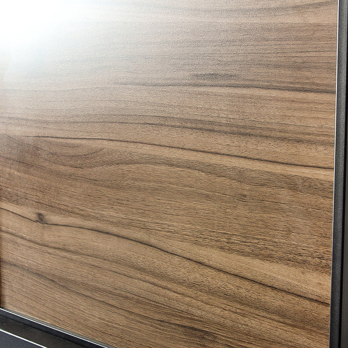 黒色のアイアンドレッサーの詳細写真【ロジェ】