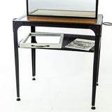 黒色のアイアンドレッサーの詳細写真【ロジェ】