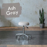 アッシュグレー色鋲なしのスツール