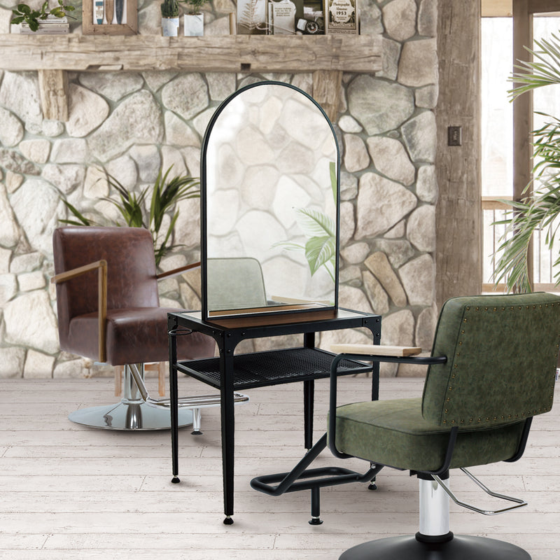 部屋にある両面アイアンドレッサーとスタイリングチェアの2台【ロジェ】