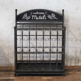 部屋にあるブラック色アイアンアンブレラスタンド