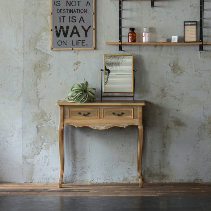 サロンにあるシャビーウッド色サロン専用コンソール 【ネコ脚】